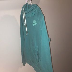 Women’s Nike sweatshirt